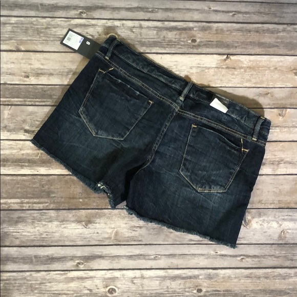 Mossimo denim shorts size 8 - Picture 2 of 5